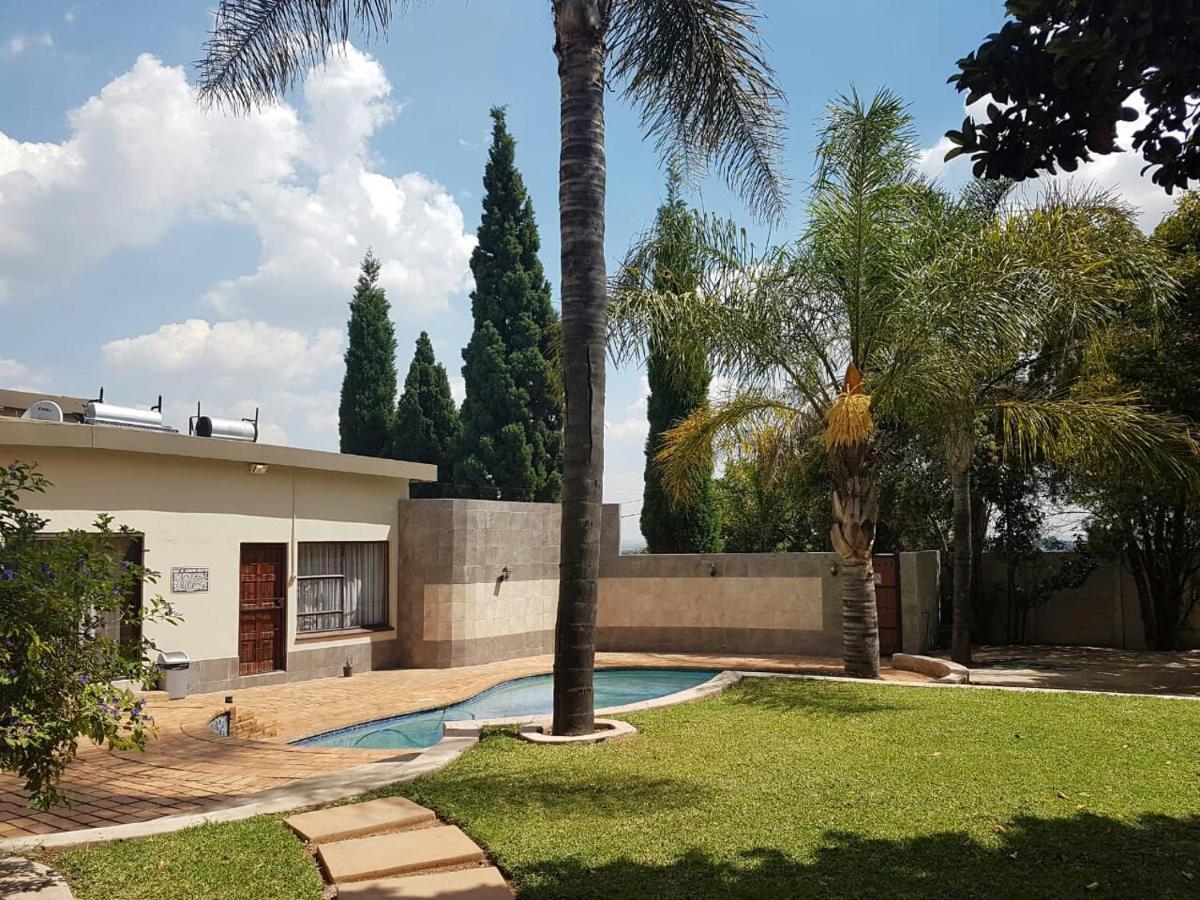 Private Apartments & Biz Stays Pretoria Bagian luar foto