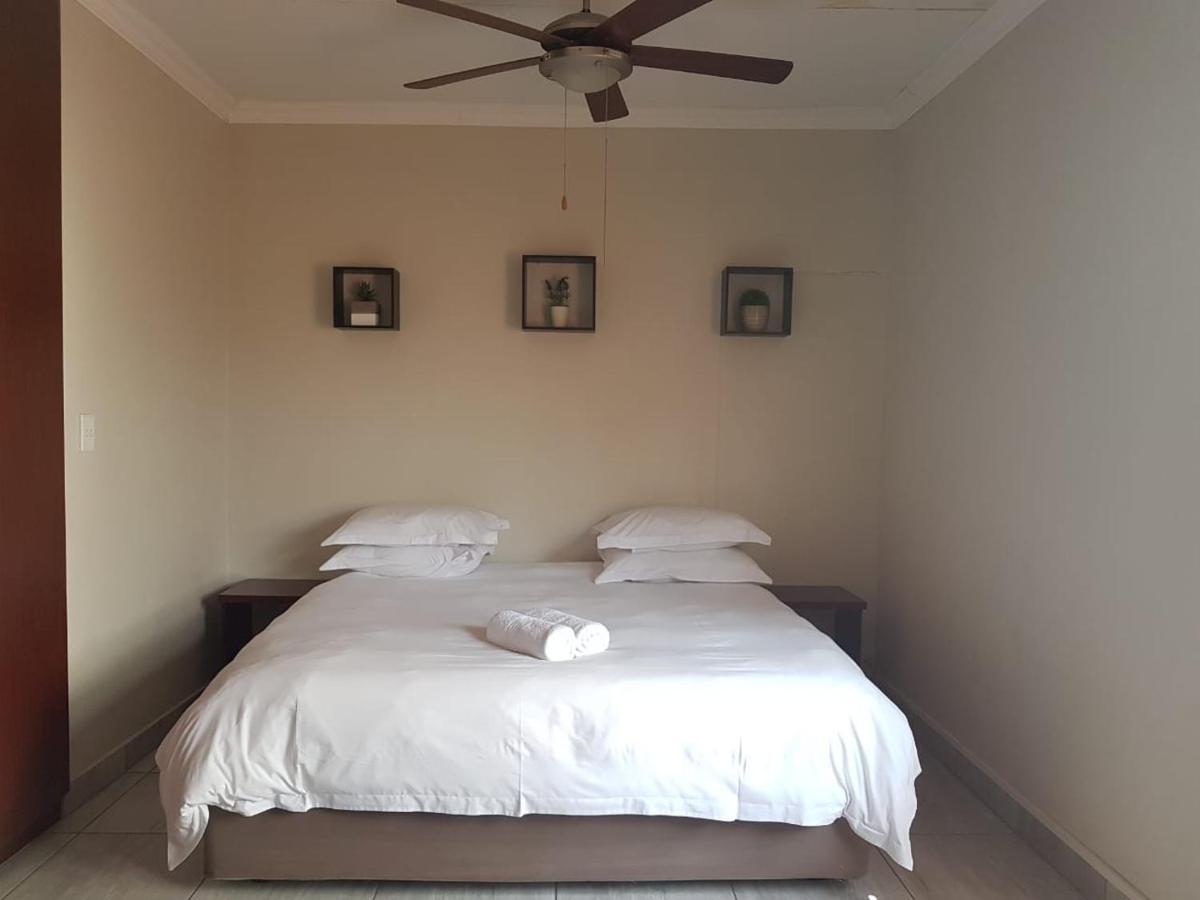 Private Apartments & Biz Stays Pretoria Bagian luar foto
