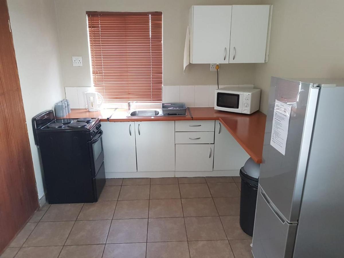 Private Apartments & Biz Stays Pretoria Bagian luar foto
