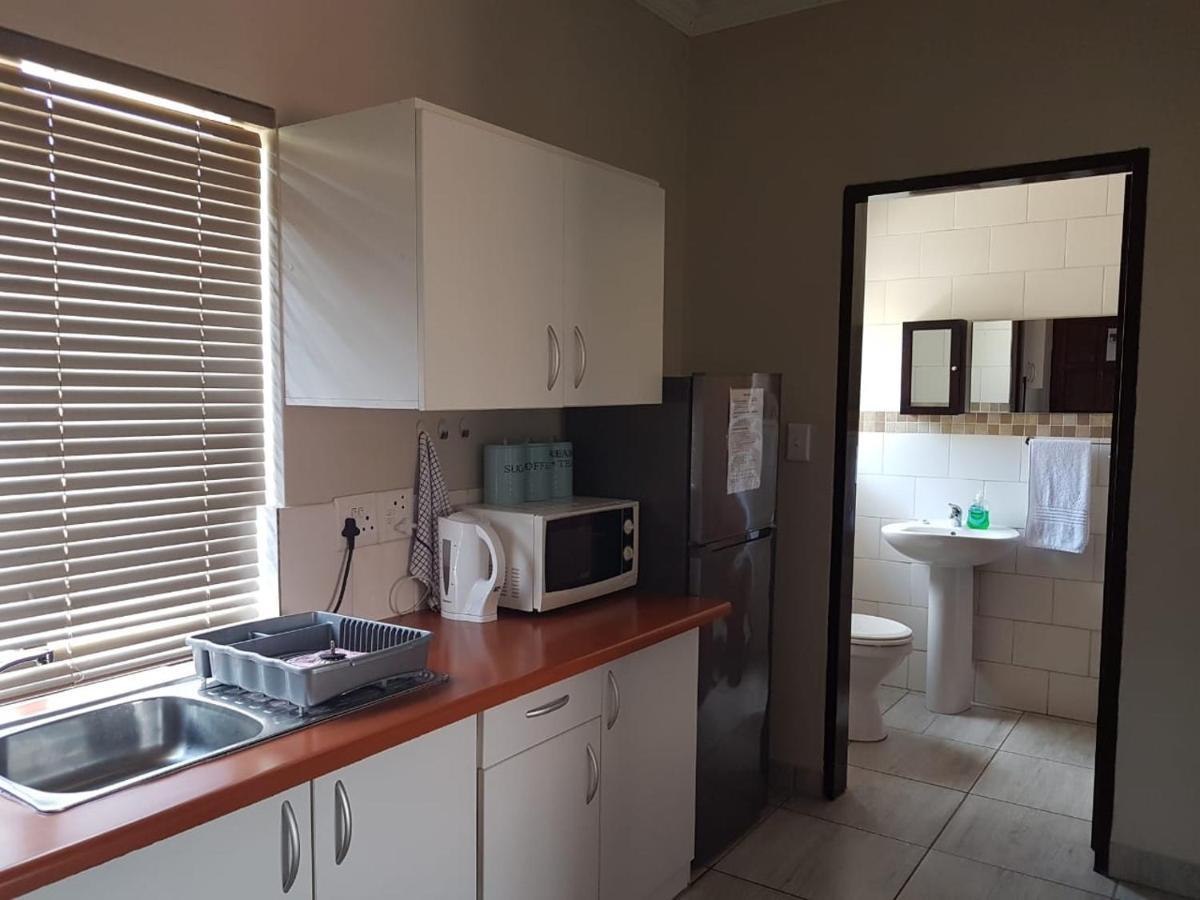 Private Apartments & Biz Stays Pretoria Bagian luar foto