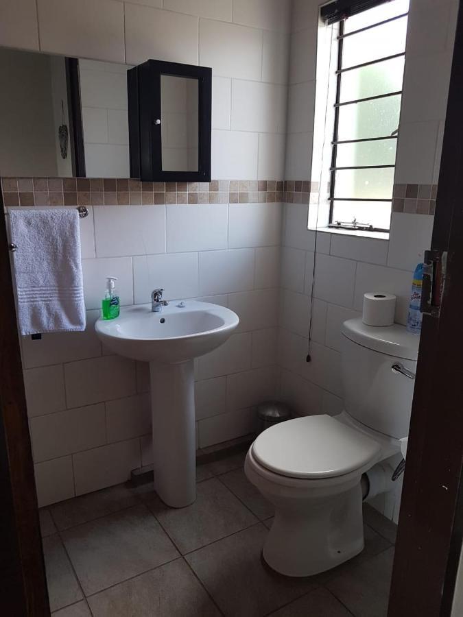 Private Apartments & Biz Stays Pretoria Bagian luar foto
