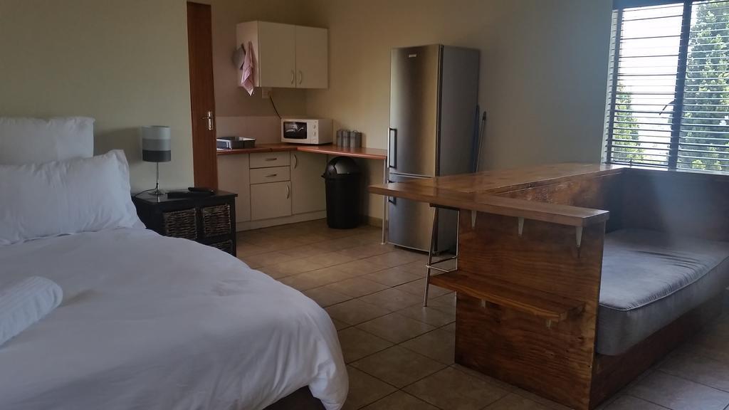 Private Apartments & Biz Stays Pretoria Bagian luar foto