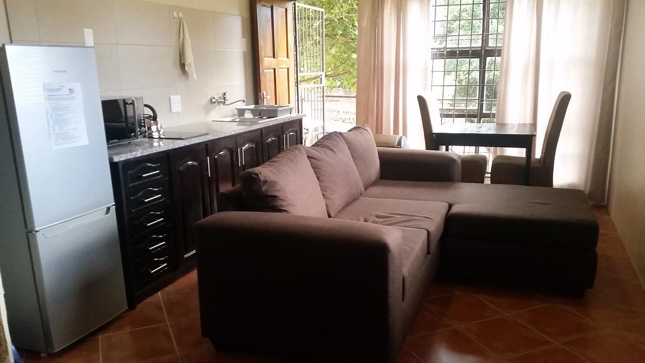 Private Apartments & Biz Stays Pretoria Bagian luar foto
