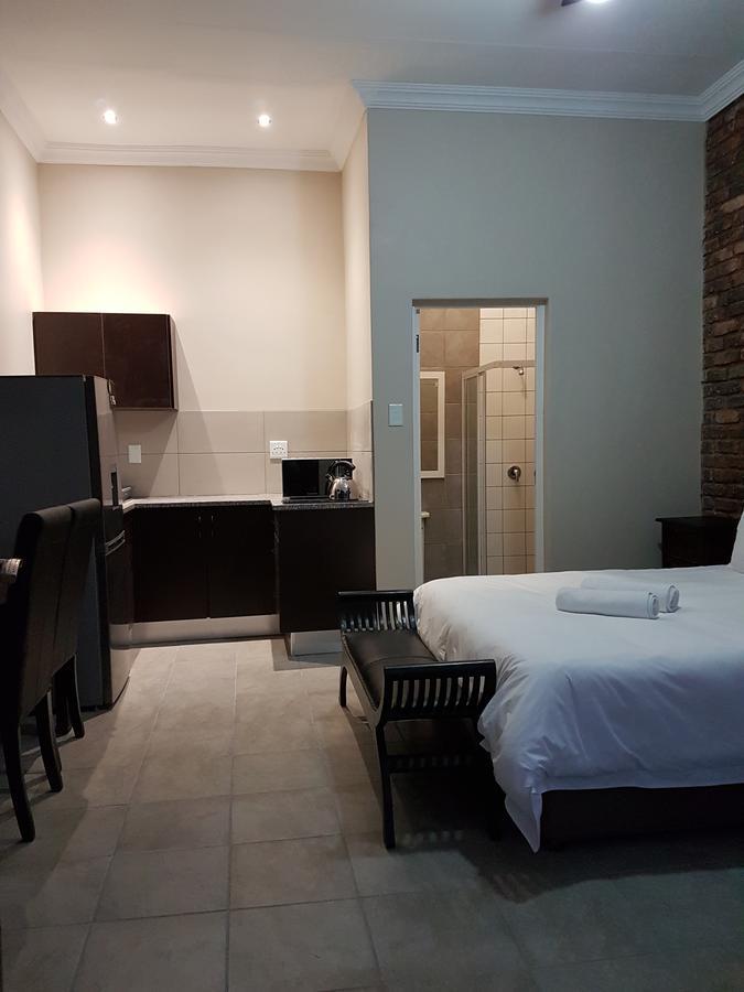 Private Apartments & Biz Stays Pretoria Bagian luar foto